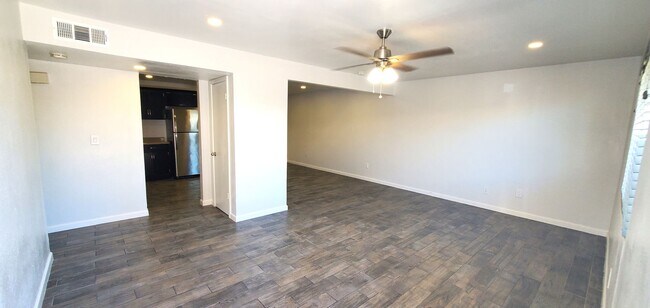 Building Photo - 510 Giles Ave.