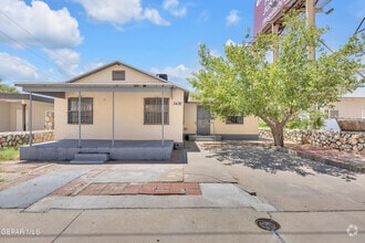 Building Photo - 5436 Gtwy Blvd E