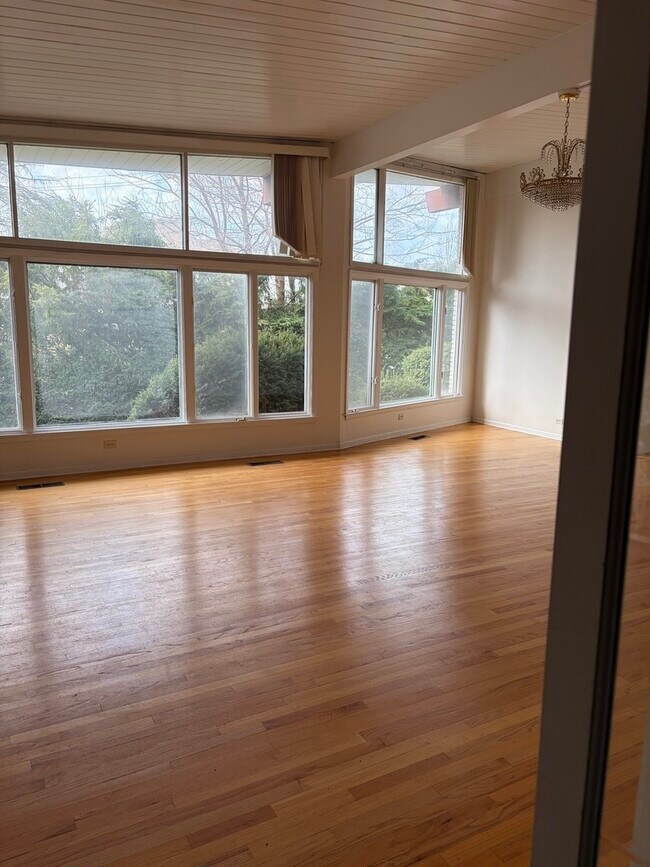 Foto del edificio - 15601 108th Ave