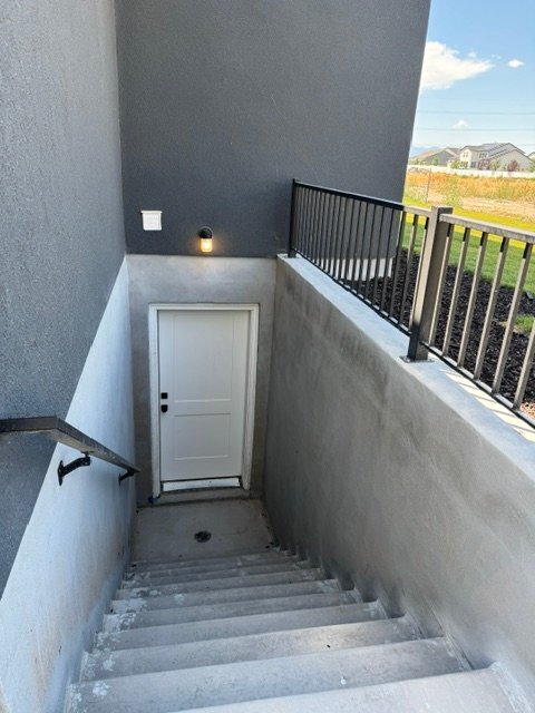 Foto del edificio - 144 W Birds Eye Ln