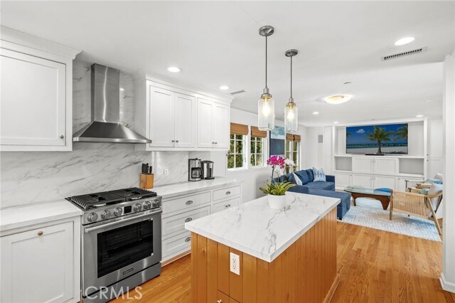 Foto del edificio - 107 High Dr