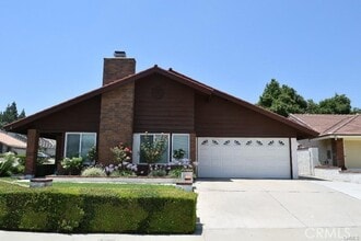 Building Photo - 1 Bonanza Ct