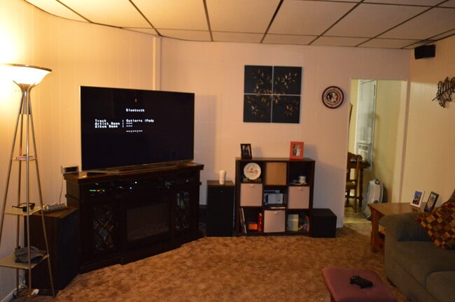 Building Photo - 334 Liberty St