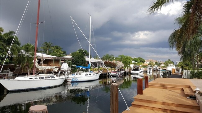 Building Photo - 2349 SE 12th St