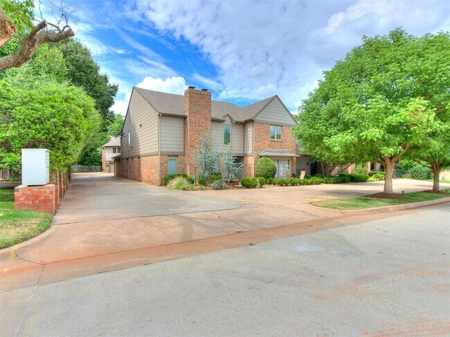 Foto del edificio - 1201 Glenbrook Dr