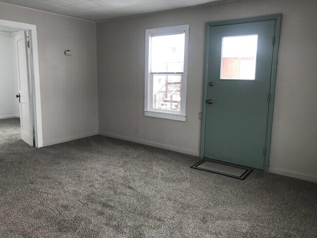 Foto del edificio - 216 N Noble St