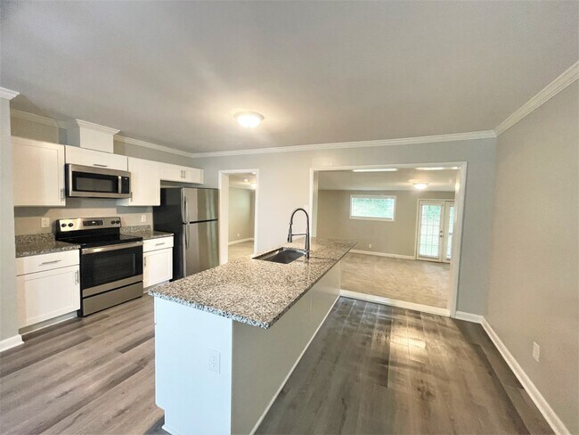 Foto del edificio - 1136 Woodleigh Rd Sw