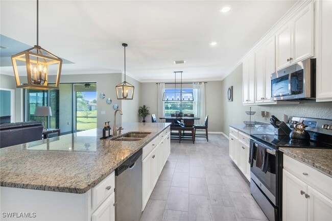 Building Photo - 11873 Hickory Estate Cir