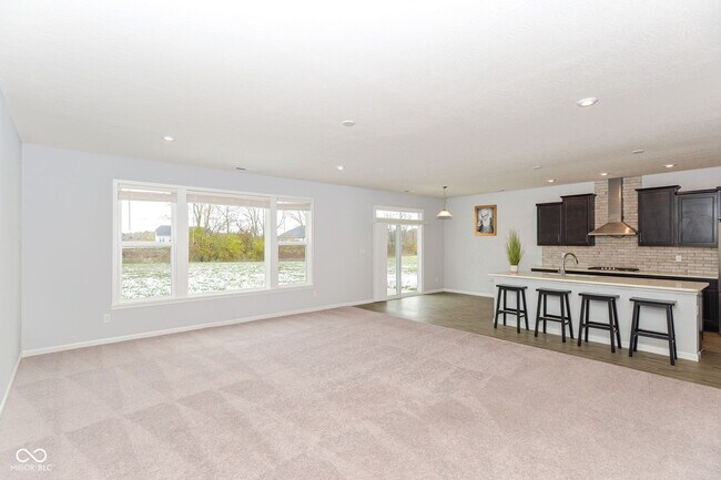 Building Photo - 9924 Mosaic Blue Wy