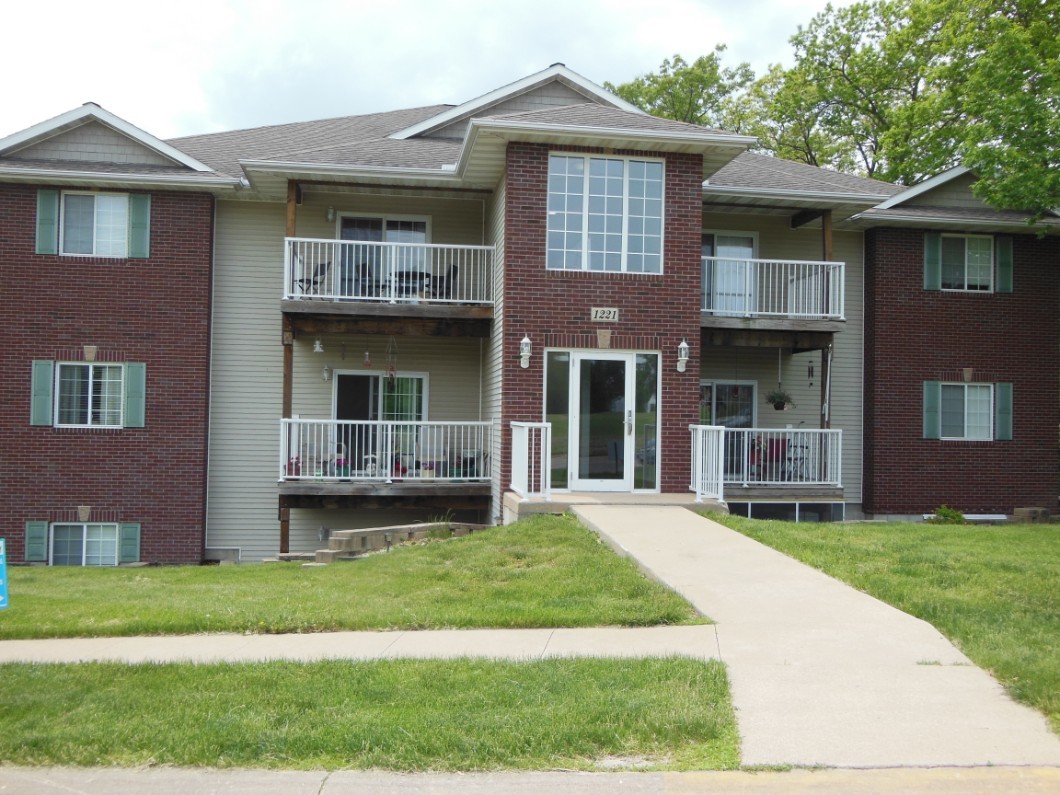 The Copper Creek street view - 1221 Van Buren N Ave