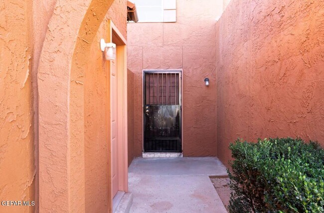 Foto del edificio - 226 Moon River St