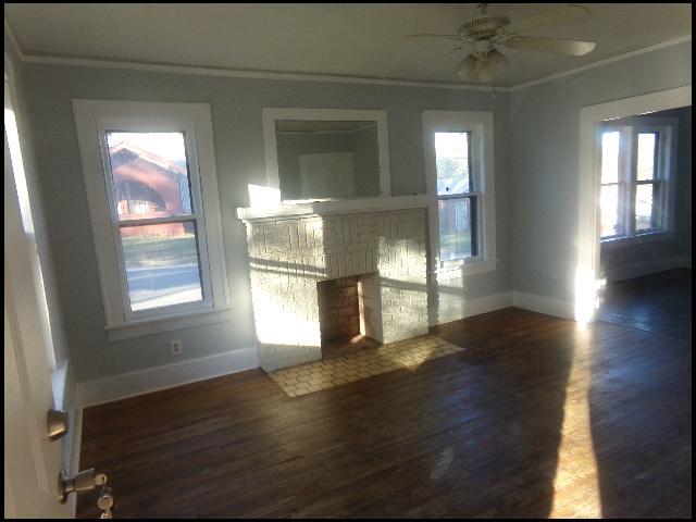 Foto del edificio - 1024 Park Dr