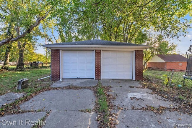 Foto del edificio - 4316 Lakewood St