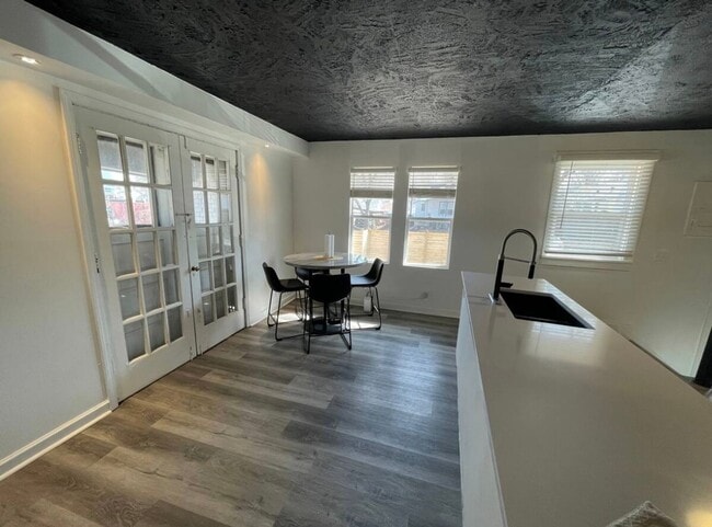 Building Photo - Spacious Two Bedroom Home in Benson!