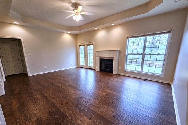 Building Photo - 1370 Trillium Ln