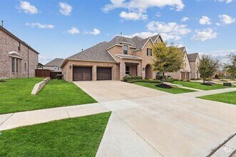 Building Photo - 720 Angelina Ln