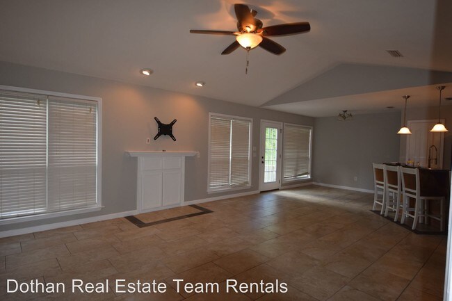 Building Photo - 3 br, 2 bath House - 219 Riverview Dr