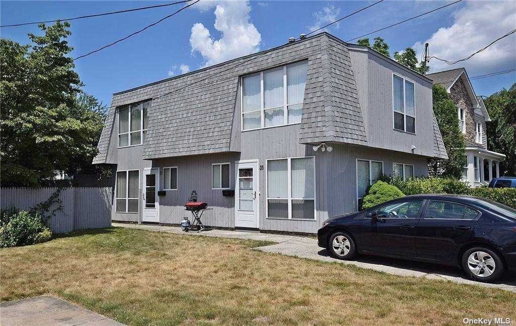 Primary Photo - 35 Linwood Rd S