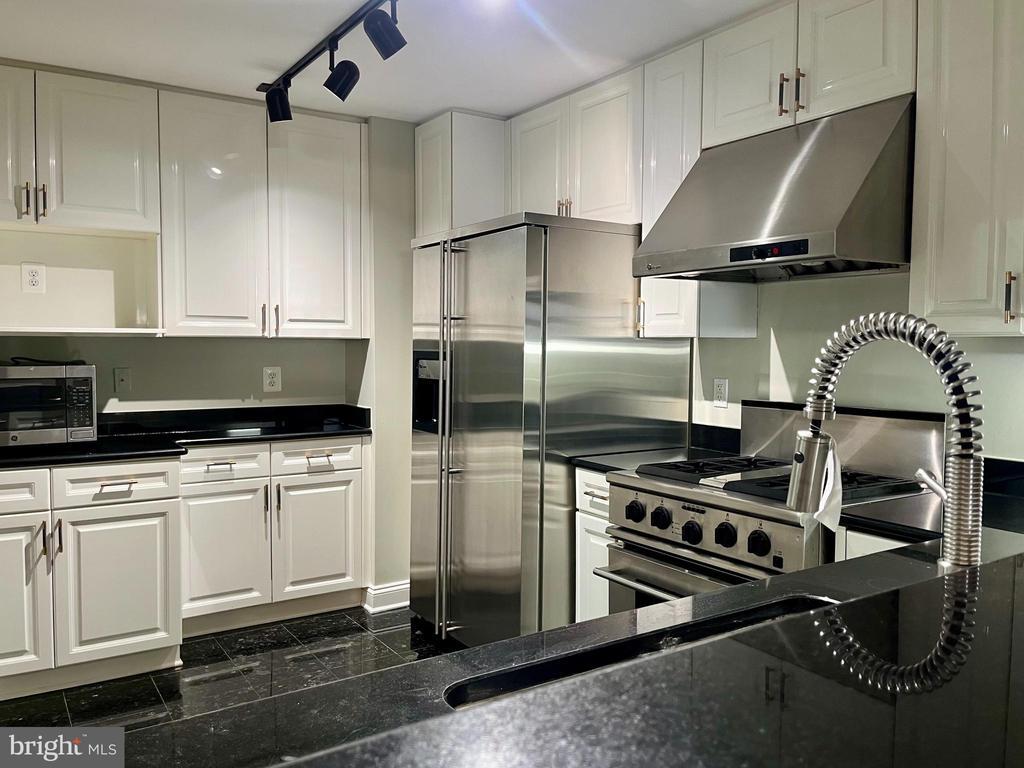 Foto principal - 11776 Stratford House Pl