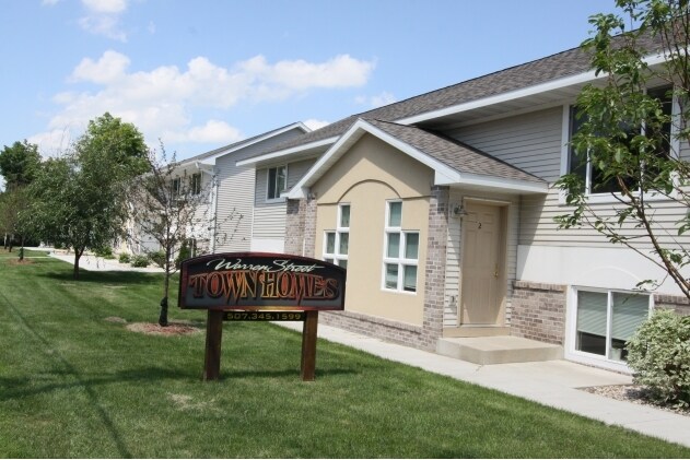Foto principal - Warren Street Townhomes
