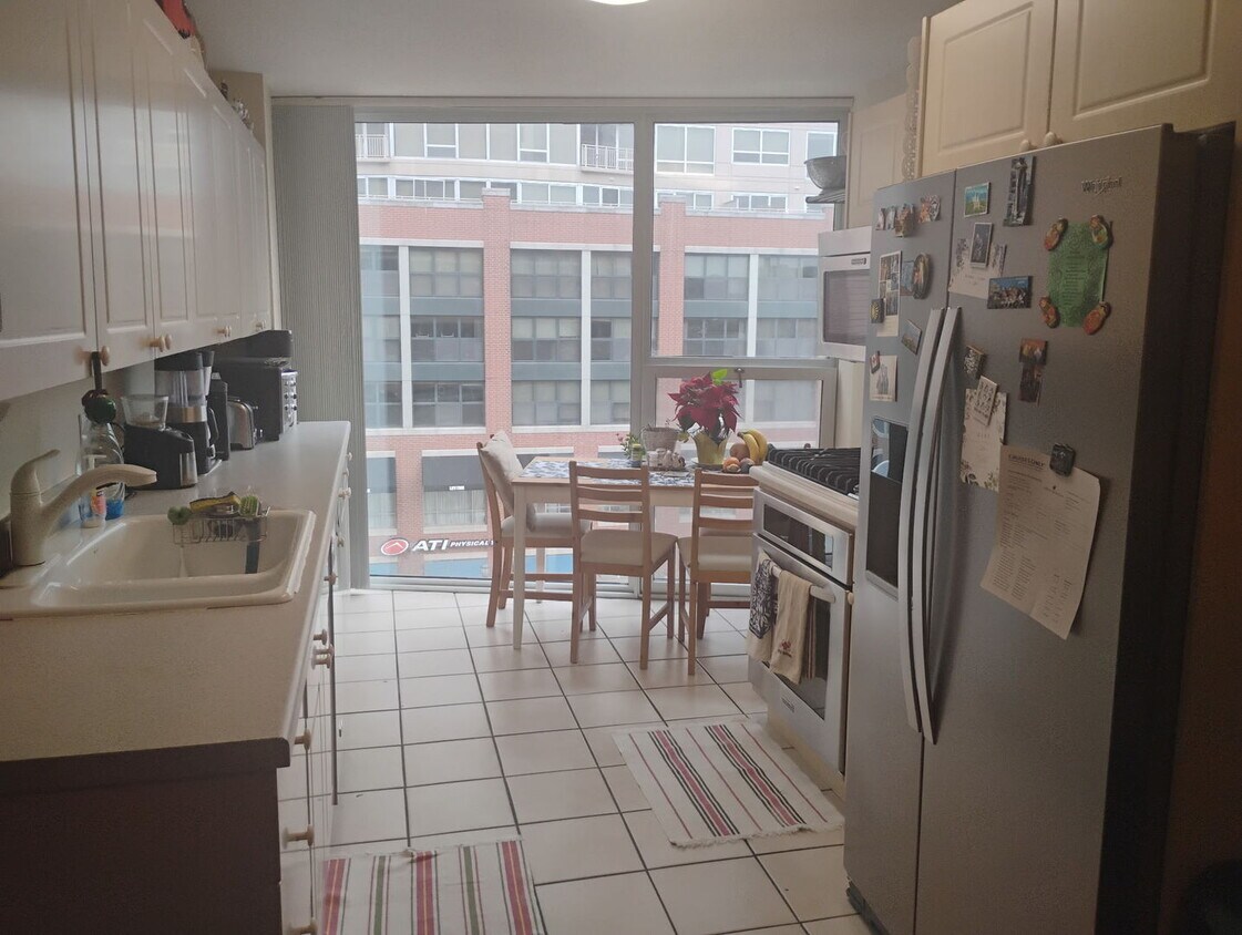 Foto del edificio - 1580 Sherman Ave