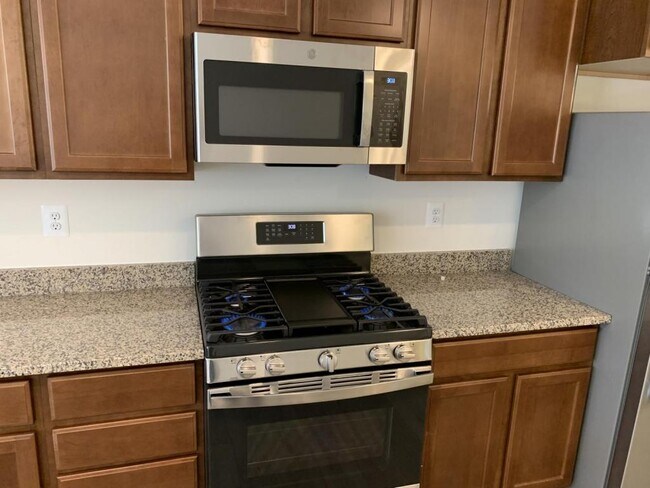 Photo - 101 Trails Way House