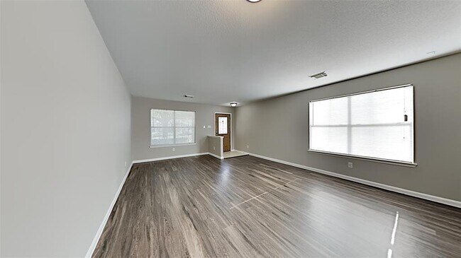 Foto del edificio - 15406 Lynford Crest Dr