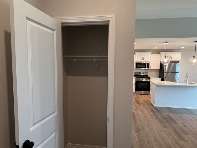 Foto del edificio - Brand New Home In Nixa!