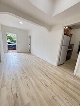 Building Photo - 3031 NW 15th St