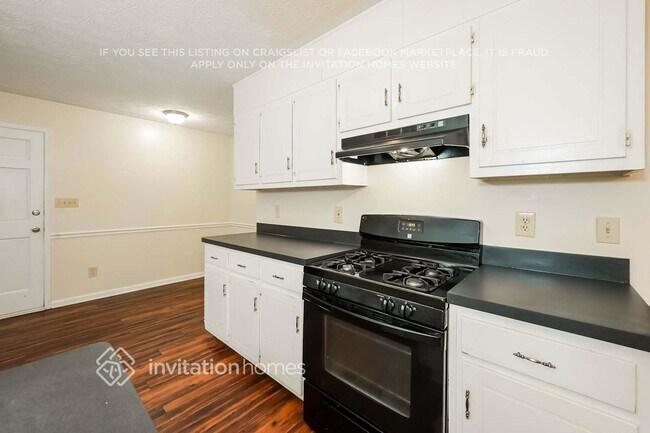 Foto del edificio - 3074 Wildflower Ln SW