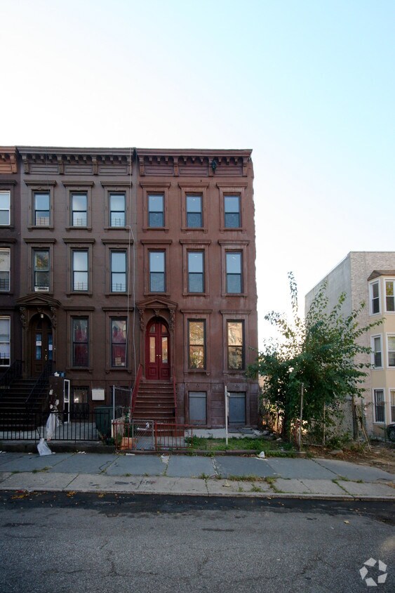 624 Willoughby Ave, Brooklyn, NY 11206 Apartments in Brooklyn, NY