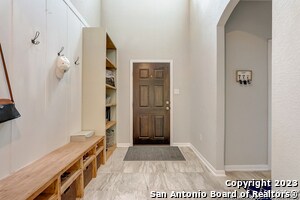 Foto del edificio - 12927 Shoreline Dr