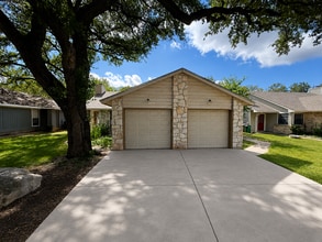 Building Photo - 2506 Howellwood Wy
