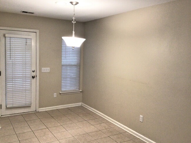 Building Photo - 9 Long Leaf Ct