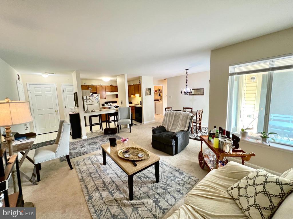 Foto principal - 2104 Whitehall Rd
