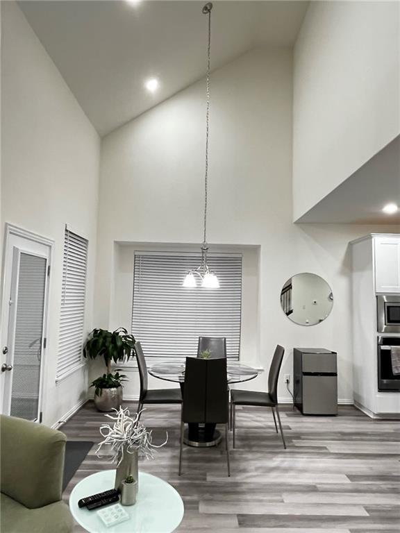 Building Photo - 6604 Golden Bough Ln
