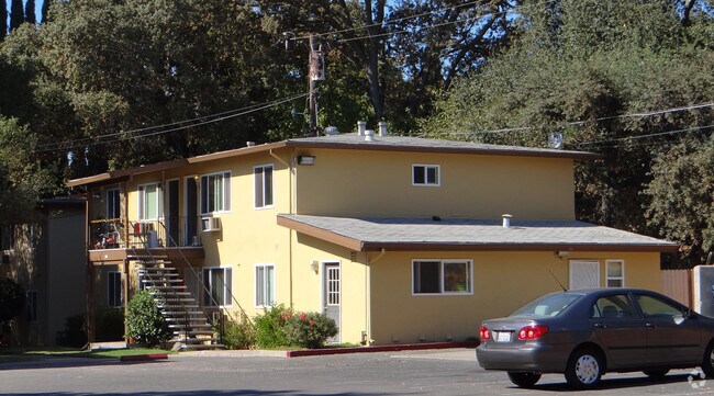 Mariposa Oaks Apartment Apartments Citrus Heights Ca Building Photo Mariposa Oaks Apartment