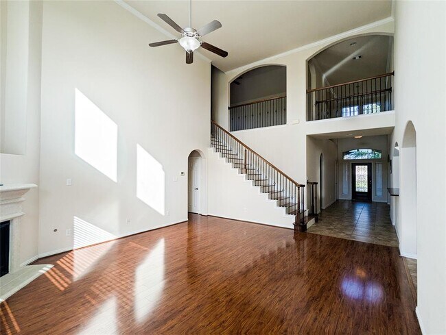 Building Photo - 6026 Oxford Lake Dr