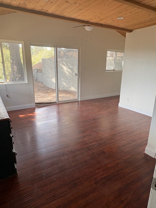 Building Photo - 497 Delle Dr