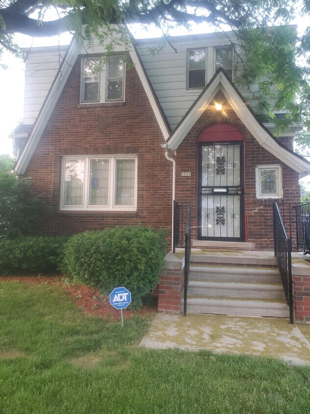 5560 Bedford St, Detroit, MI 48224 House for Rent in Detroit, MI