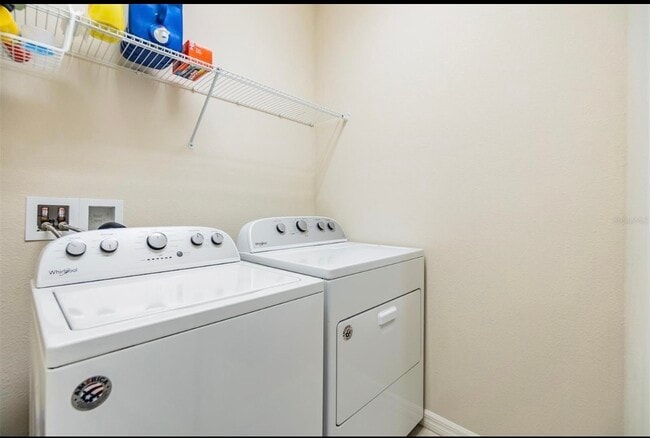 Photo - 1066 Amber Leaf Trl House