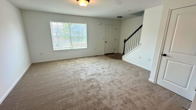 Building Photo - 429 Masonic Dr