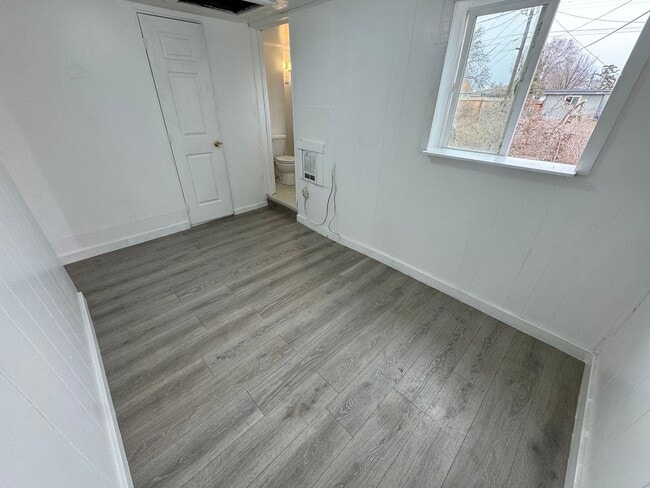 Building Photo - 309 S Gibby Rd