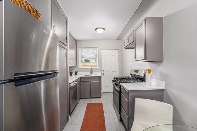 Cocina comedor - 7155 W 16th Pl