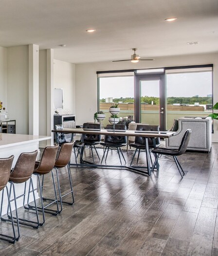 Foto principal - 7434 Coronado Ave