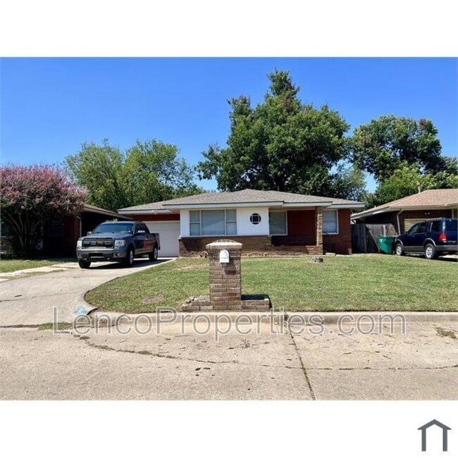 Photo - 2741 SW Murray Dr House