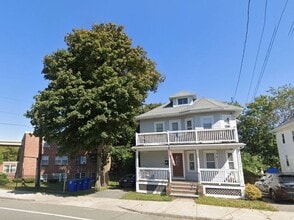 Building Photo - 684 Washington St