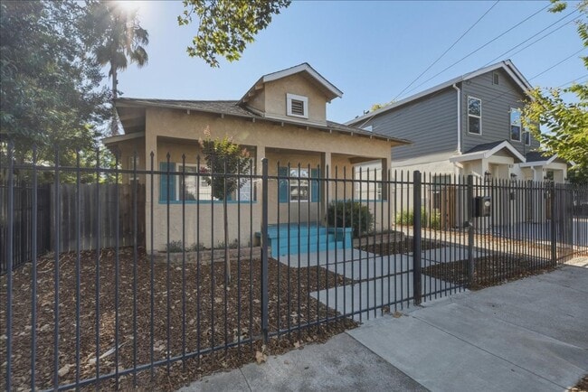 Foto del edificio - 3123 San Rafael Ct