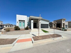 Building Photo - 14701 Tierra Mirage Ave