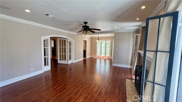 Foto del edificio - 5106 Crenshaw Blvd